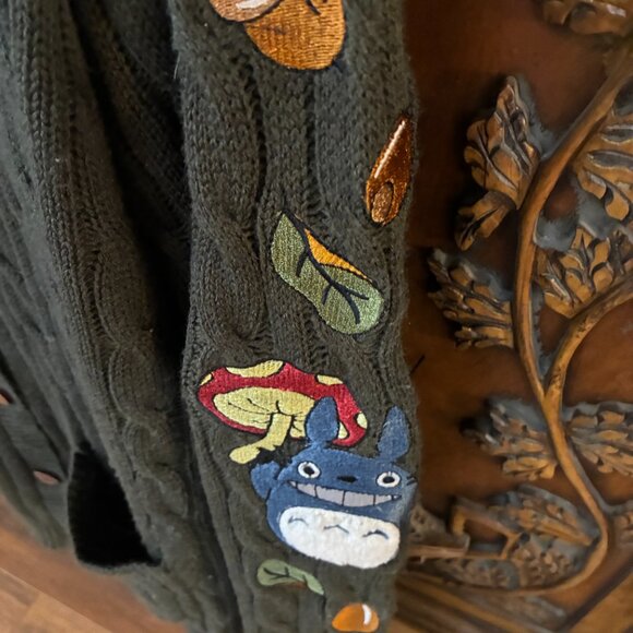 Hot Topic Studio Ghibli My Neighbor Totoro Anime Green Cardigan Sweater Medium. - Picture 10 of 11
